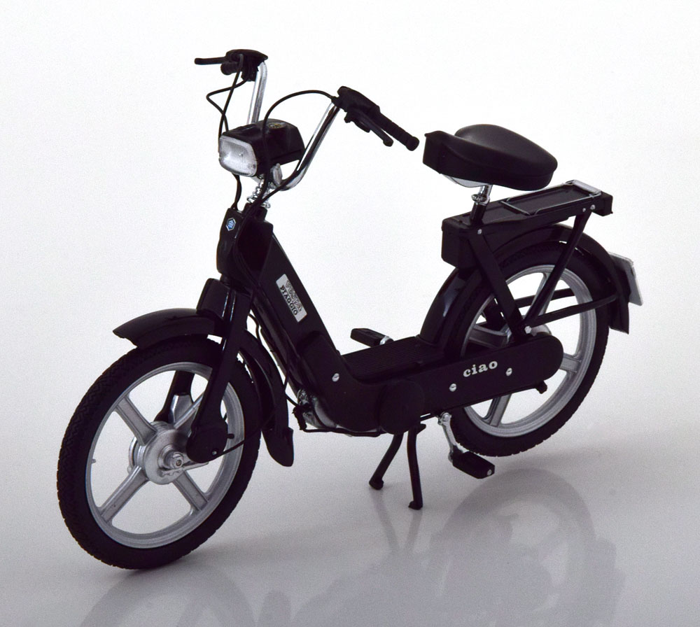Vespa Ciao Zwart - 1:10